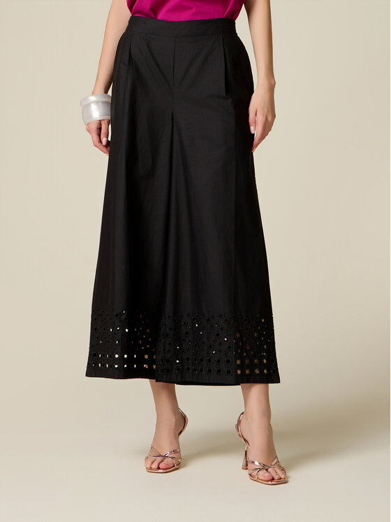Oltre Oltre Pantaloni di tessuto P00NJ002435N033 Nero Baggy Fit