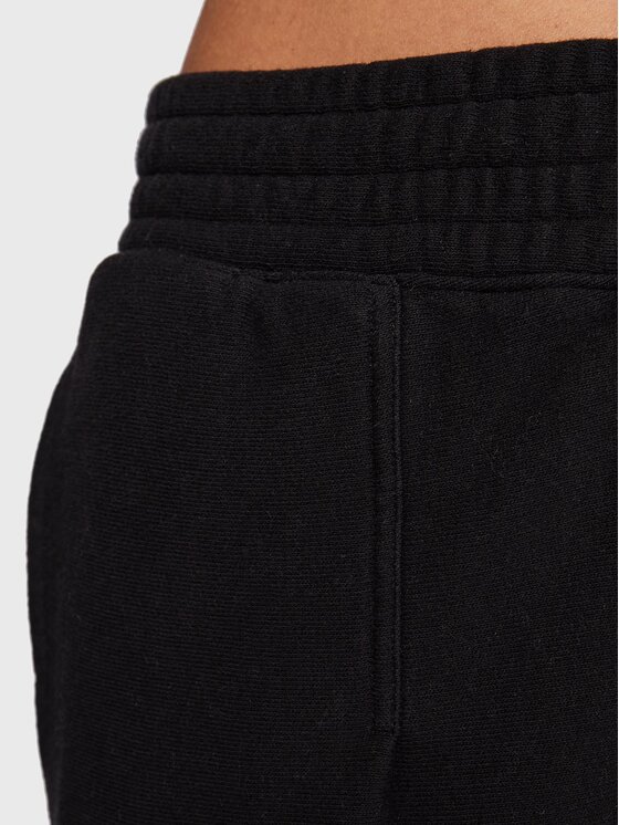 Champion Champion Sportiniai šortai 115649 Juoda Regular Fit