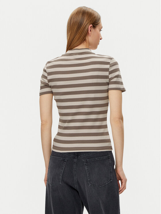 Noisy May Noisy May T-shirt Elinor 27033178 Bež Slim Fit