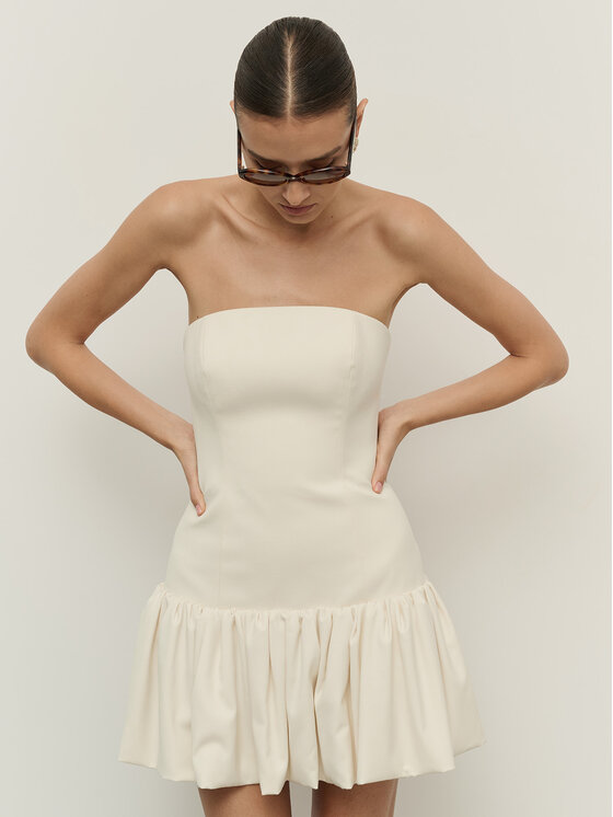 La Mania La Mania Vestito da giorno PENNY Crema Classic Fit