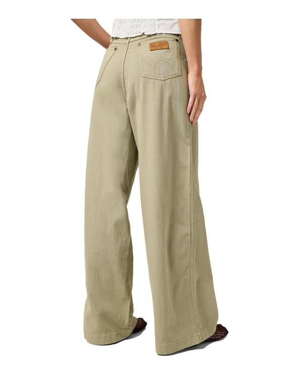 Wrangler Wrangler Spodnie materiałowe 112362959 Zielony Comfortable Fit