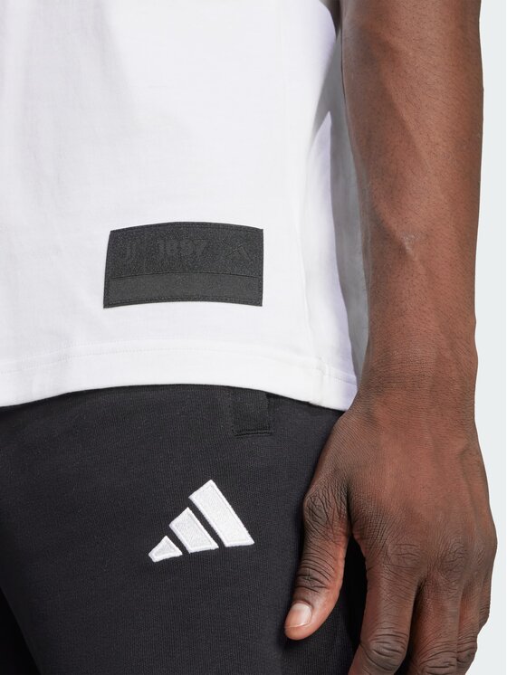adidas adidas Koszulka techniczna Juventus Biały Regular Fit