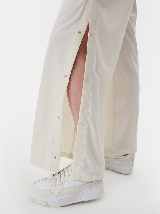 Puma Puma Donji dio trenerke Ess 629804 Bež Wide Leg