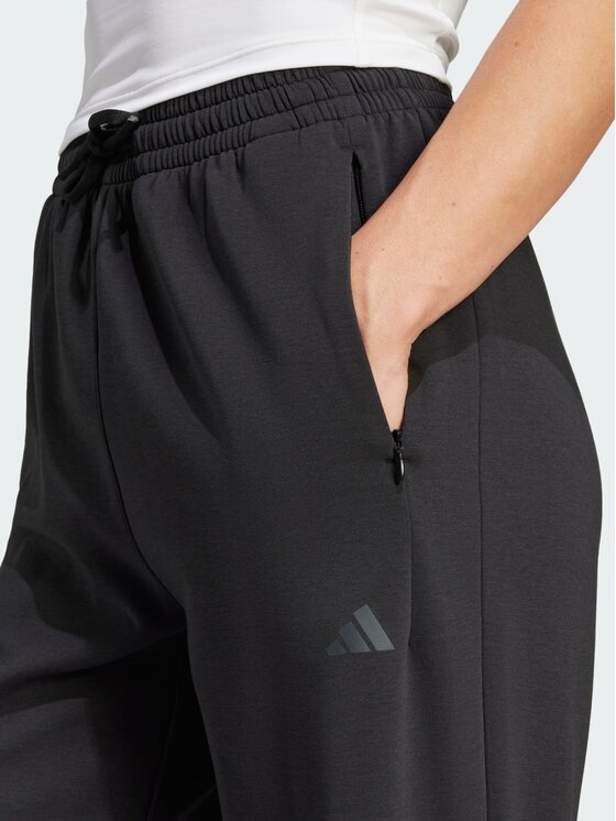 adidas adidas Spodnie materiałowe 141075 Czarny Loose Fit