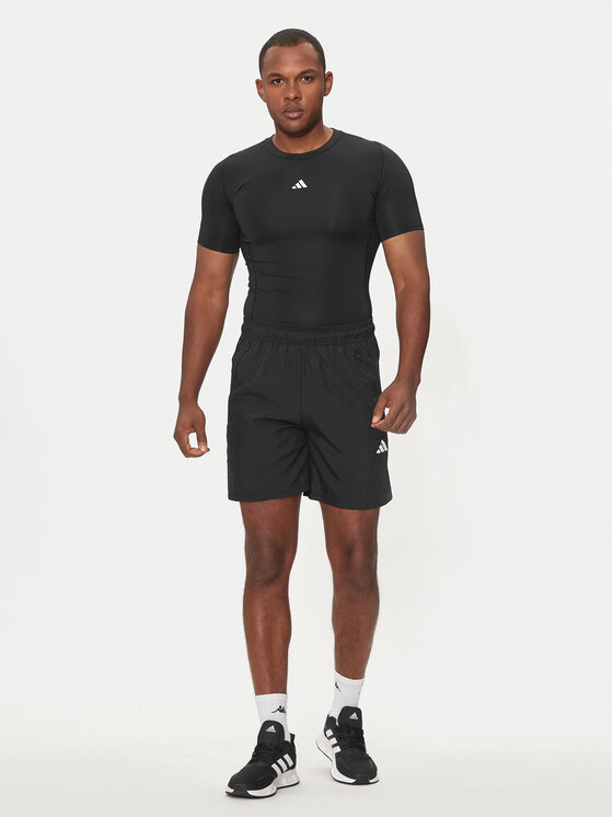 adidas adidas Športové kraťasy Train Essentials Woven Training Shorts IC6976 Čierna Regular Fit