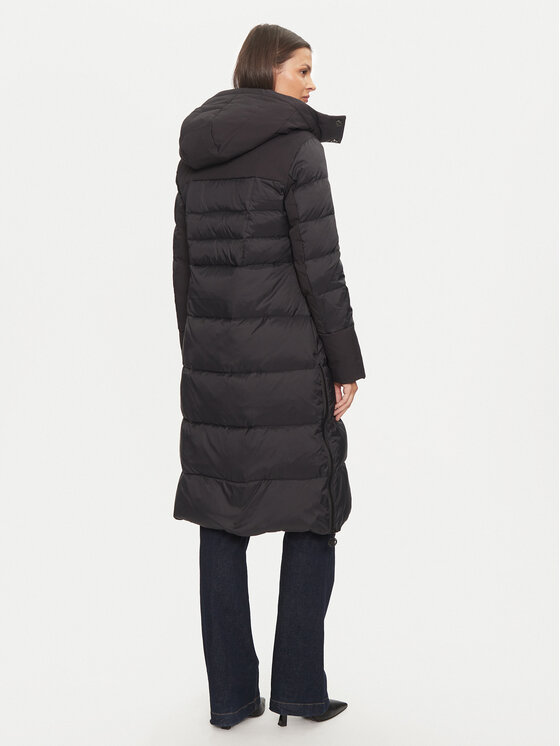 Guess Guess Pūkinė striukė Carolyn W4BL0D WG0V0 Juoda Regular Fit