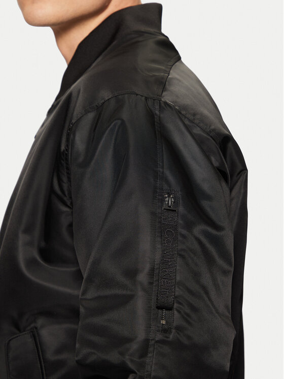 Calvin Klein Jeans Calvin Klein Jeans Bomber 00040EM524 Crna Regular Fit