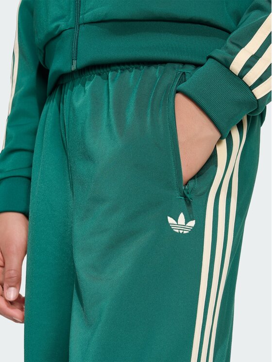adidas adidas Sportinės kelnės Firebird Loose Tracksuit HZ6656 Žalia Relaxed Fit