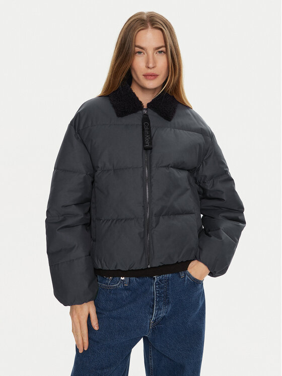Calvin Klein Jeans Calvin Klein Jeans Geacă de iarnă Aviator J20J224121 Negru Relaxed Fit