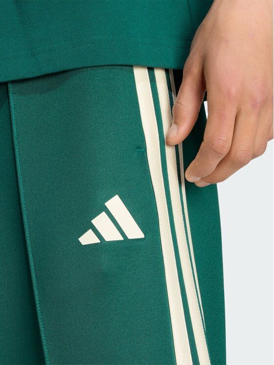 adidas adidas Spodnie materiałowe 165294 Zielony Loose Fit