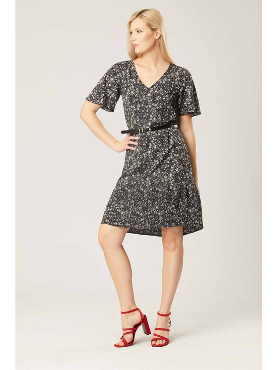 QUIOSQUE QUIOSQUE Každodenné šaty FLOWDOTS DRESS Čierna Regular Fit