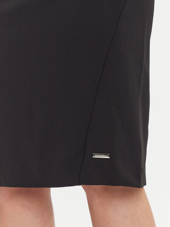 Calvin Klein Calvin Klein Koktejlové šaty LV044D063G Černá Slim Fit