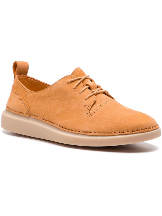 Hale on sale lace clarks