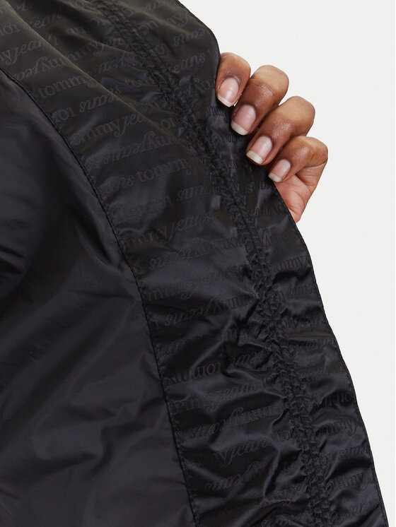 Tommy Jeans Tommy Jeans Windjacke Jacquard DW0DW20952 Schwarz Relaxed Fit
