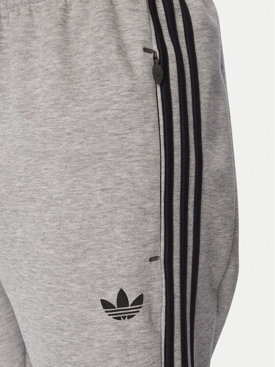 adidas adidas Donji dio trenerke Spacer Teamgeist 26 Cutline Cuffed KR7072 Siva Regular Fit