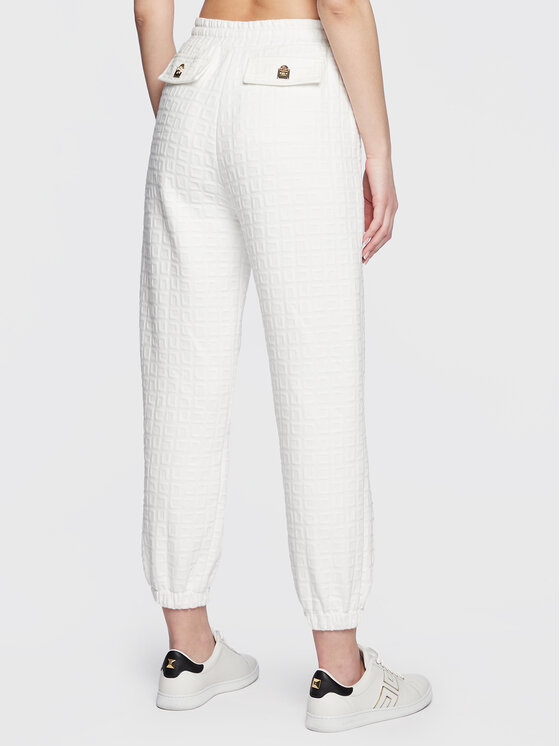 Bershka waffle jogger in white