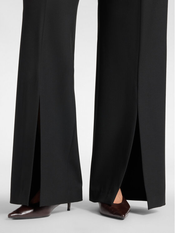 Elena Mirò Elena Mirò Spodnie materiałowe P041P000561N033 Czarny Flare Fit