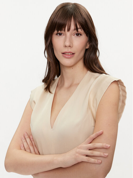 United Colors Of Benetton United Colors Of Benetton Ежедневна рокля 46M4DV08O Бежов Slim Fit