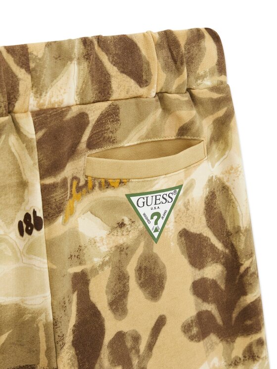 Guess Guess Športové kraťasy L6GD00 KA6R4 Kaki Regular Fit