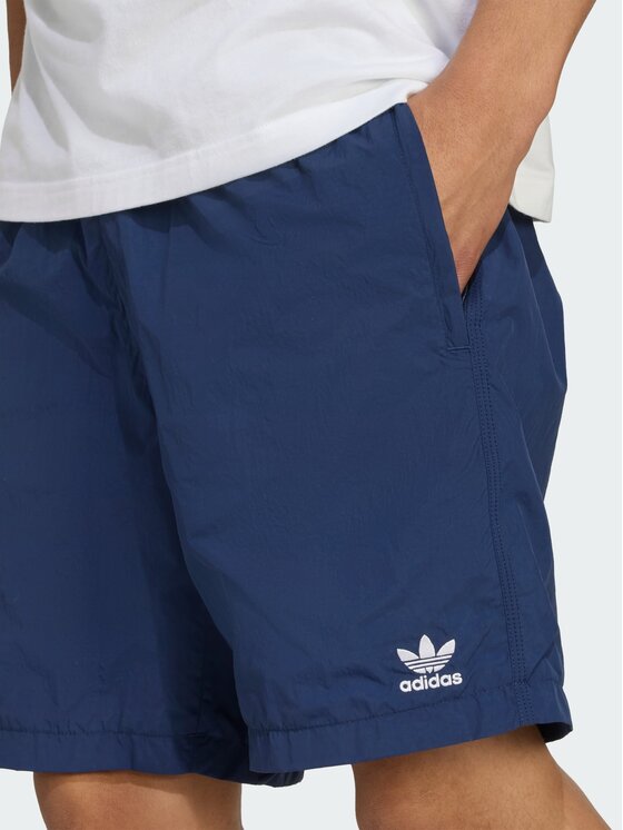 adidas adidas Szorty materiałowe 152181 Błękitny Regular Fit