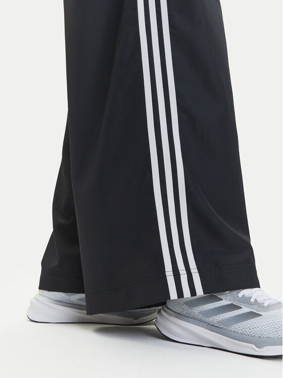 adidas adidas Spodnie dresowe adicolor Firebird JD3390 Czarny Loose Fit