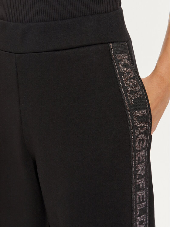 KARL LAGERFELD KARL LAGERFELD Kootud püksid 246W1010 Must Relaxed Fit