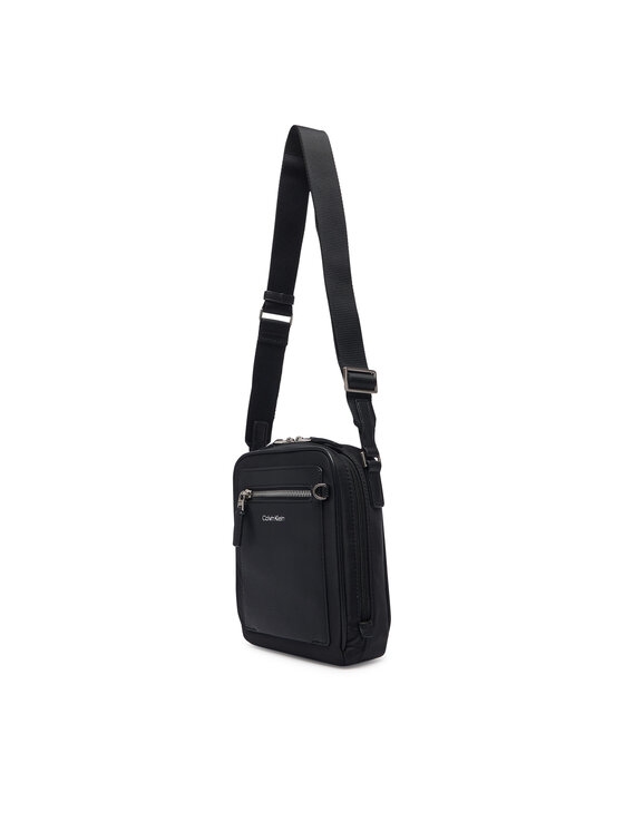 Calvin Klein Calvin Klein Kotike Ssnl Raised Logo Reporter LV04D3500G Must