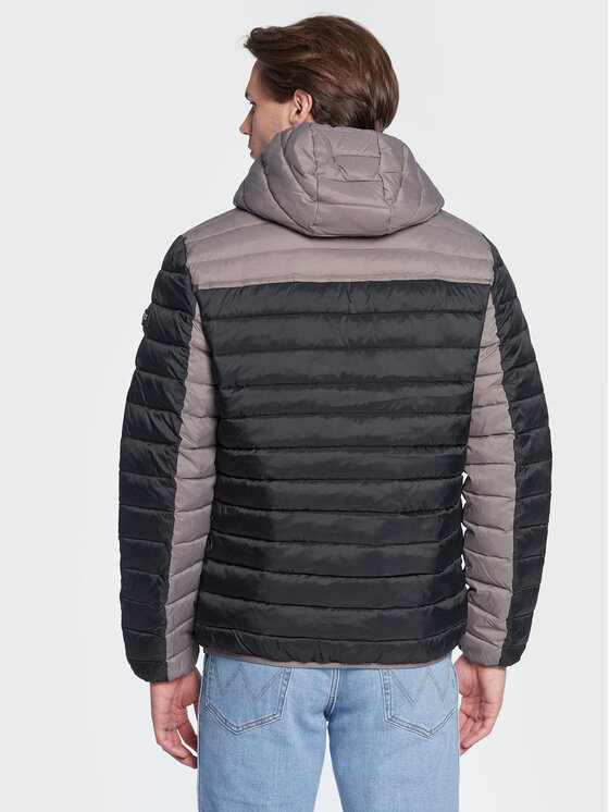 Wrangler Wrangler Geacă W4B1WA100 112319309 Negru Regular Fit