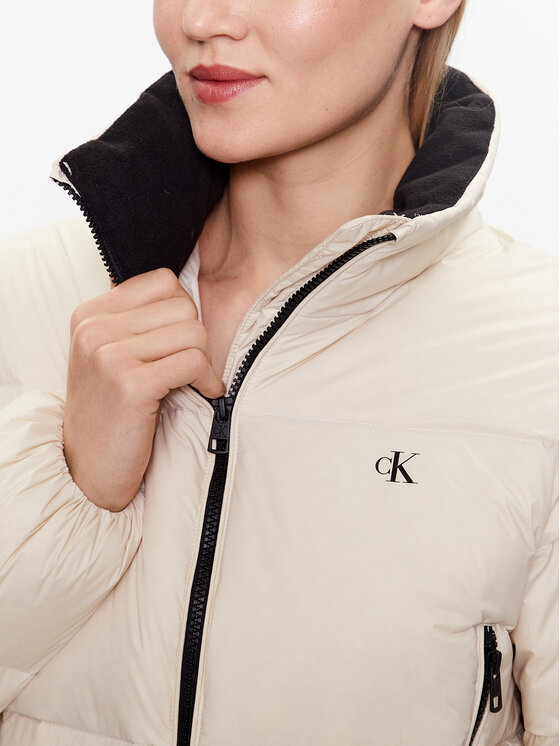 Calvin Klein Jeans Calvin Klein Jeans Μπουφάν πουπουλένιο J20J221649 Εκρού Cropped Fit