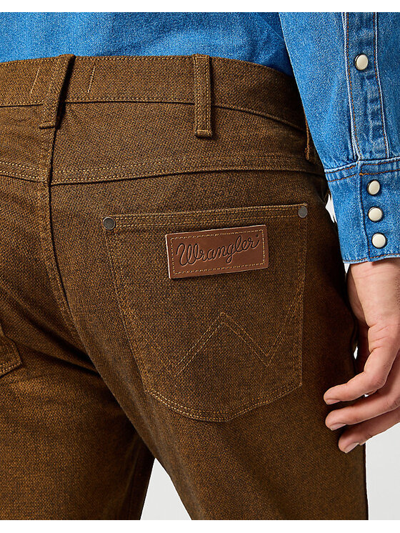 Wrangler Wrangler Spodnie materiałowe GREENSBORO Brązowy Regular Fit