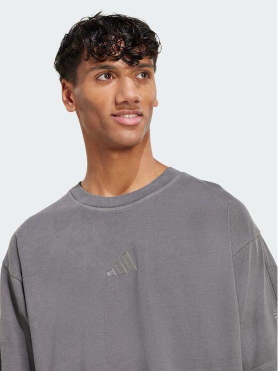adidas adidas T-Shirt 151821 Czarny Loose Fit