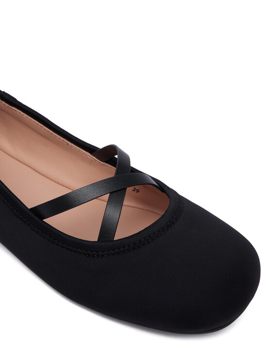 LOVE MOSCHINO LOVE MOSCHINO Baleriny JA11141G1PIM0000 Czarny