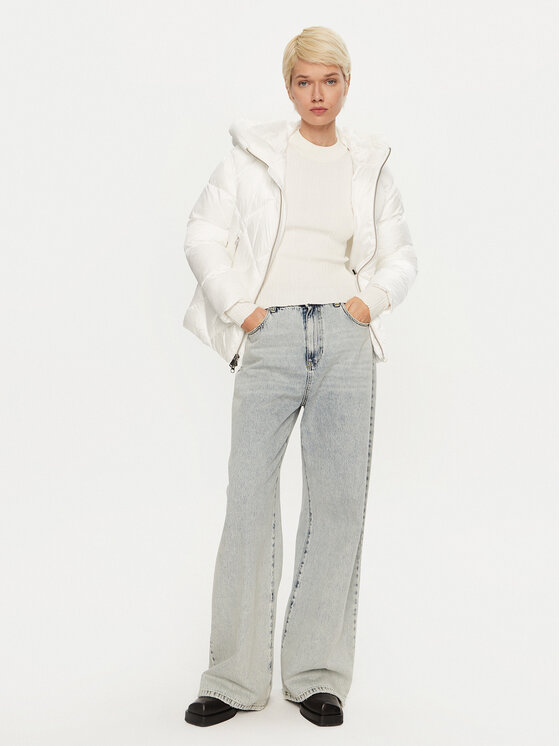 Blauer Blauer Pehelykabát 24WBLDC02273 Fehér Regular Fit