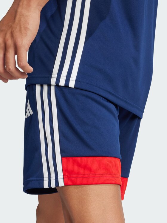 adidas adidas Szorty sportowe Tiro 25 Essentials Niebieski jasny Regular Fit