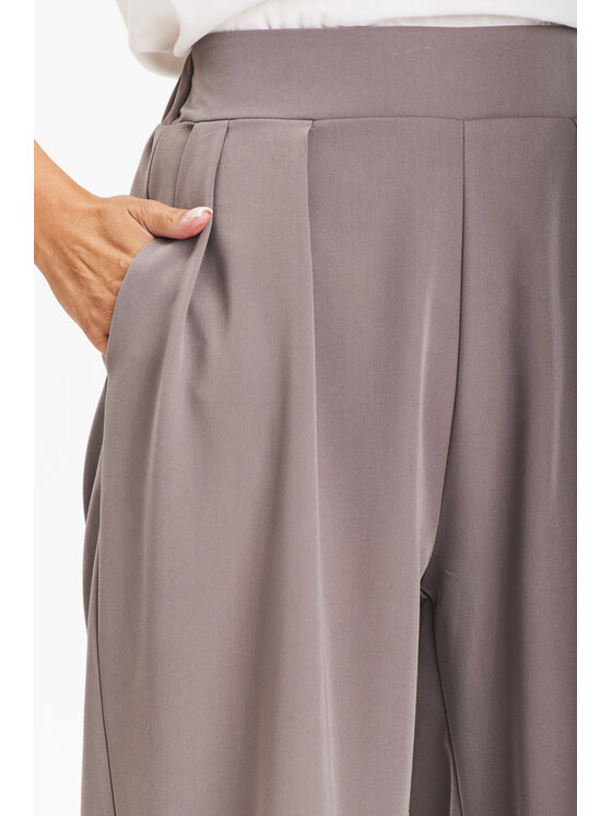 Awama Awama Spodnie damskie A674 Beżowy Basic Fit