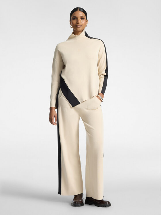 Elena Mirò Elena Mirò Pantaloni di tessuto P6041000004N002 Crema Flare Fit