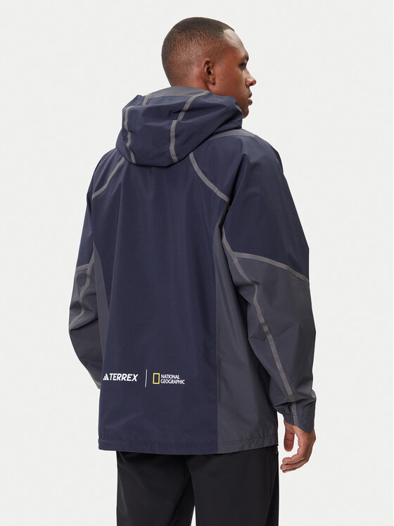 adidas adidas Vodootporna jakna Nat Geo Climaproof KC2343 Tamnoplava Loose Fit