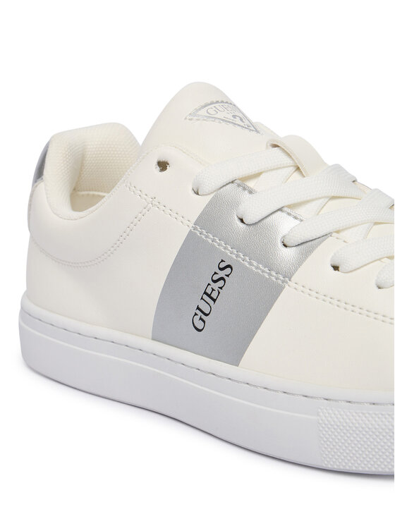 Guess Guess Laisvalaikio batai J5BZ47 WO120 Balta