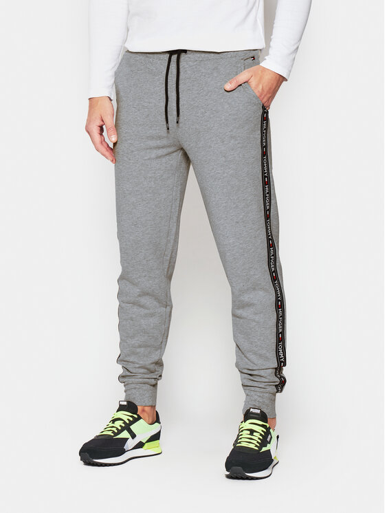Tommy Hilfiger Tommy Hilfiger Jogginghose Trucker UM0UM00706 Grau Regular Fit