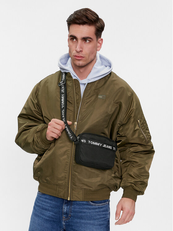 Tommy Jeans Tommy Jeans Crossover torbica Tjm Essential Ew Camera Bag AM0AM10898 Crna
