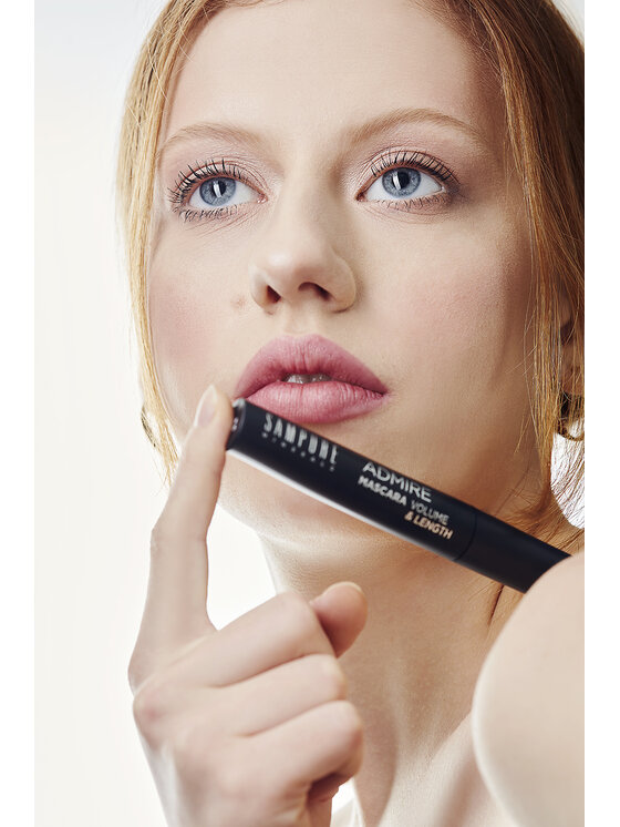 Sampure Minerals Sampure Minerals wydłużone i pogrubione rzęsy Tusz do rzęs Admire czarny