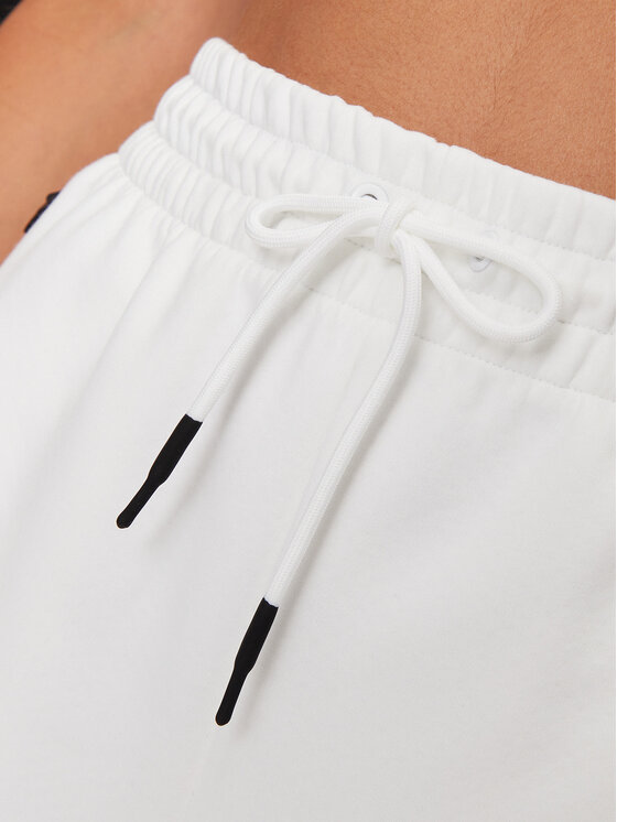 adidas adidas Sportiniai šortai Z.N.E. JJ4678 Balta Loose Fit