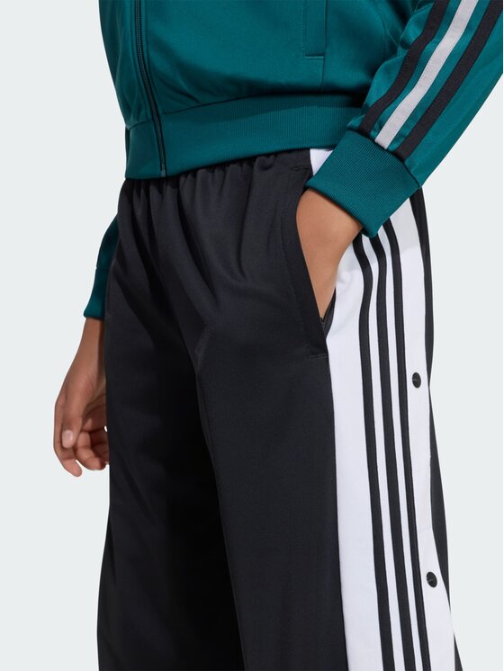 adidas adidas Spodnie materiałowe 168080 Czarny Loose Fit