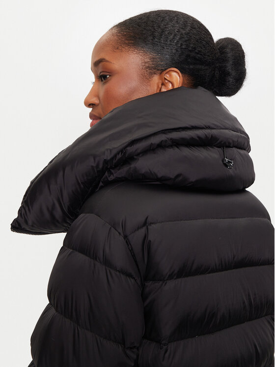 Hetregó Hetregó Пухено яке Erin 8N601 Черен Regular Fit