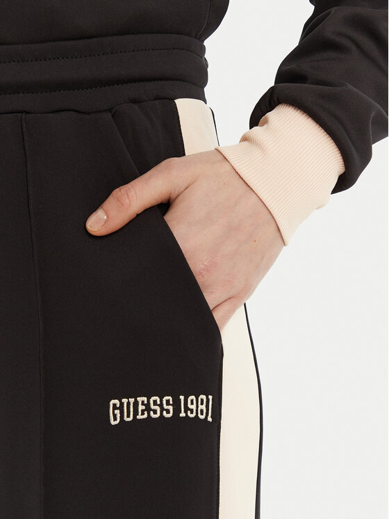 Guess Guess Pantaloni trening V5RB00 KCO72 Maro Regular Fit