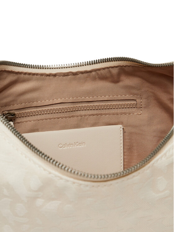 Calvin Klein Calvin Klein Torebka Ckj Monogram Pinched Medium Shou LV04F3206G Écru