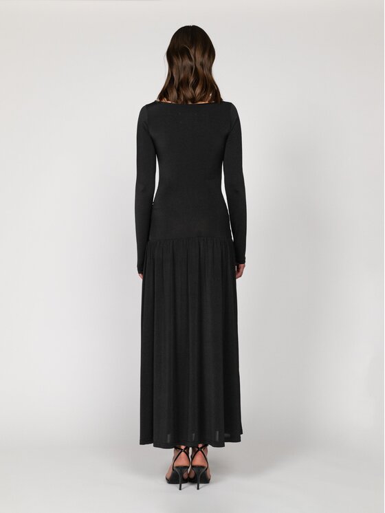 Nudyess Nudyess Sukienka codzienna Polaris Maxi Czarny Regular Fit