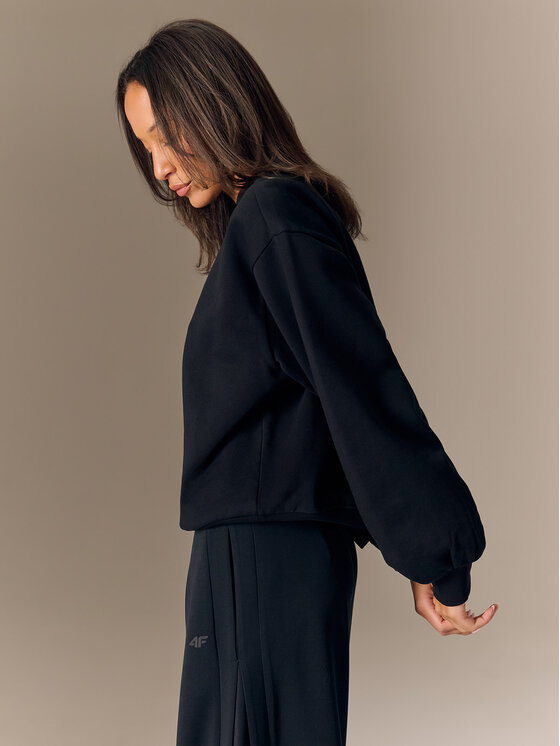 4F 4F Bluza BLOOM MODE Czarny Loose Fit