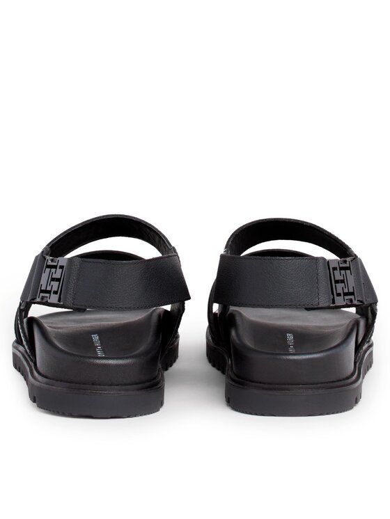 Tommy Hilfiger Tommy Hilfiger Sandále Elevated Th Buckle Lth Sandal FM0FM05007 Čierna