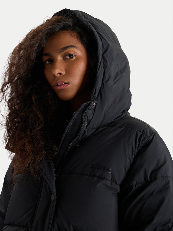 Mustang Mustang Žieminė striukė Crystal City 1016746 Juoda Relaxed Fit